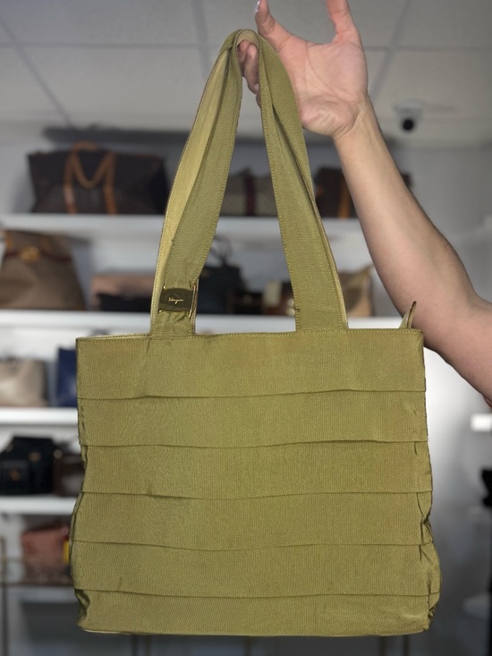 Salvatore Ferragamo Handbags - FERRAGAMO TOTE